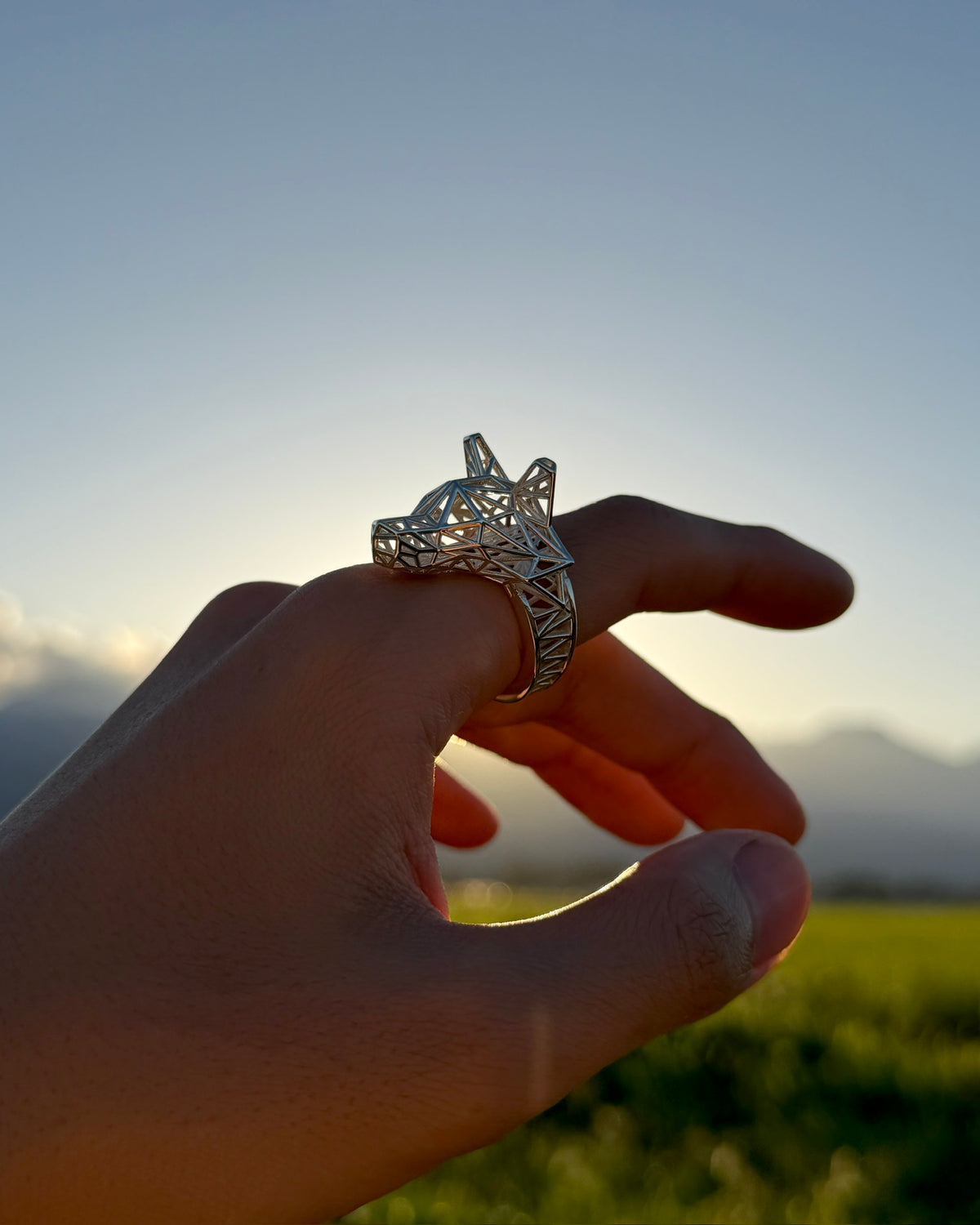 Wolf mesh ring