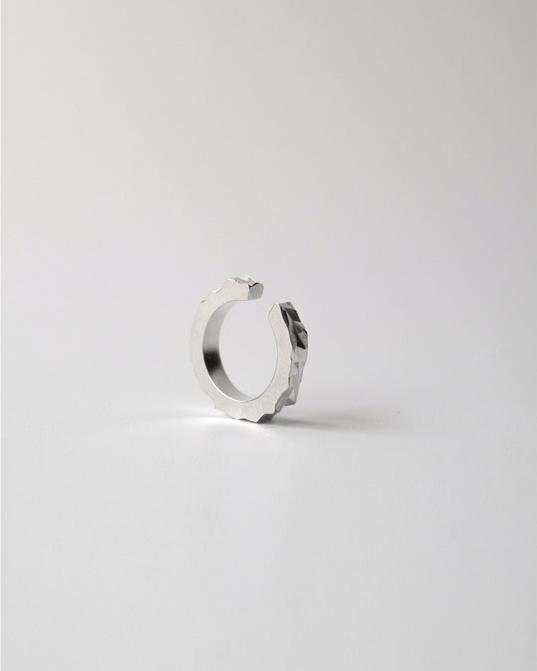 Facet Earcuff
